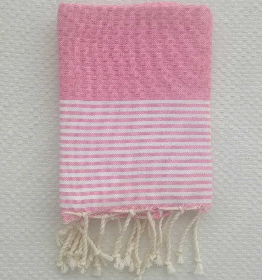 Serviette de plage rose clair