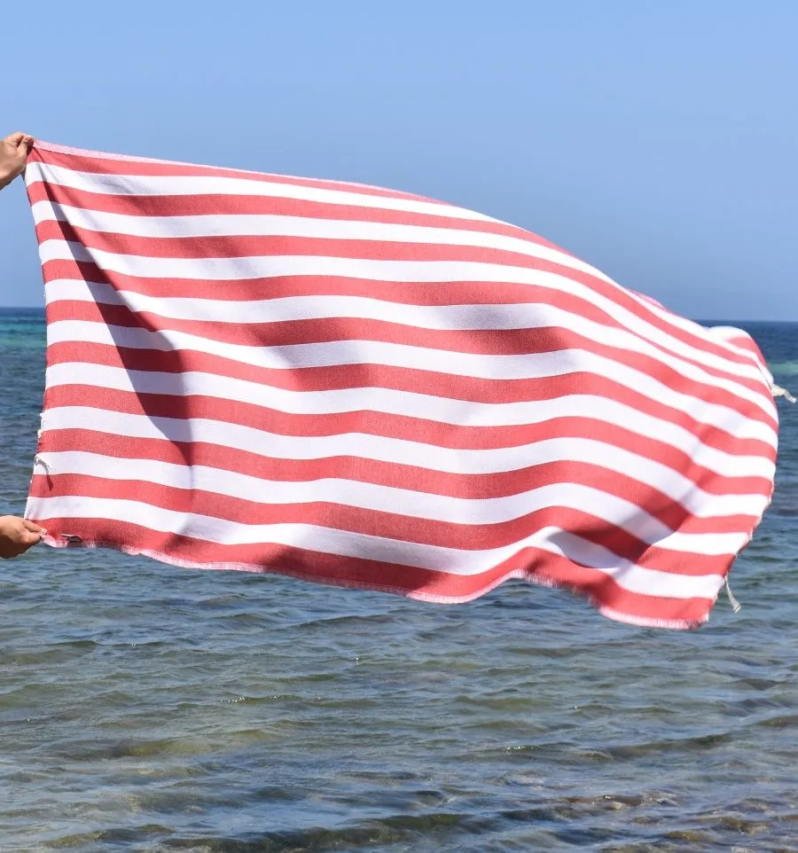 Telo Mare Alaska Rosso - 100x200 cm | Eleganza e Carattere in Righe