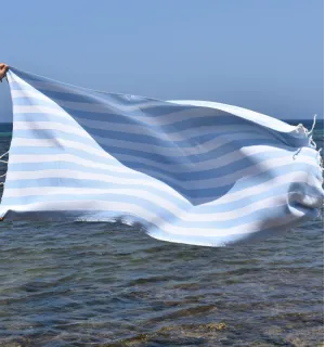 Telo Mare Alaska Azzurro Pastello - 100x200 cm | Freschezza e Stile Estivo 2