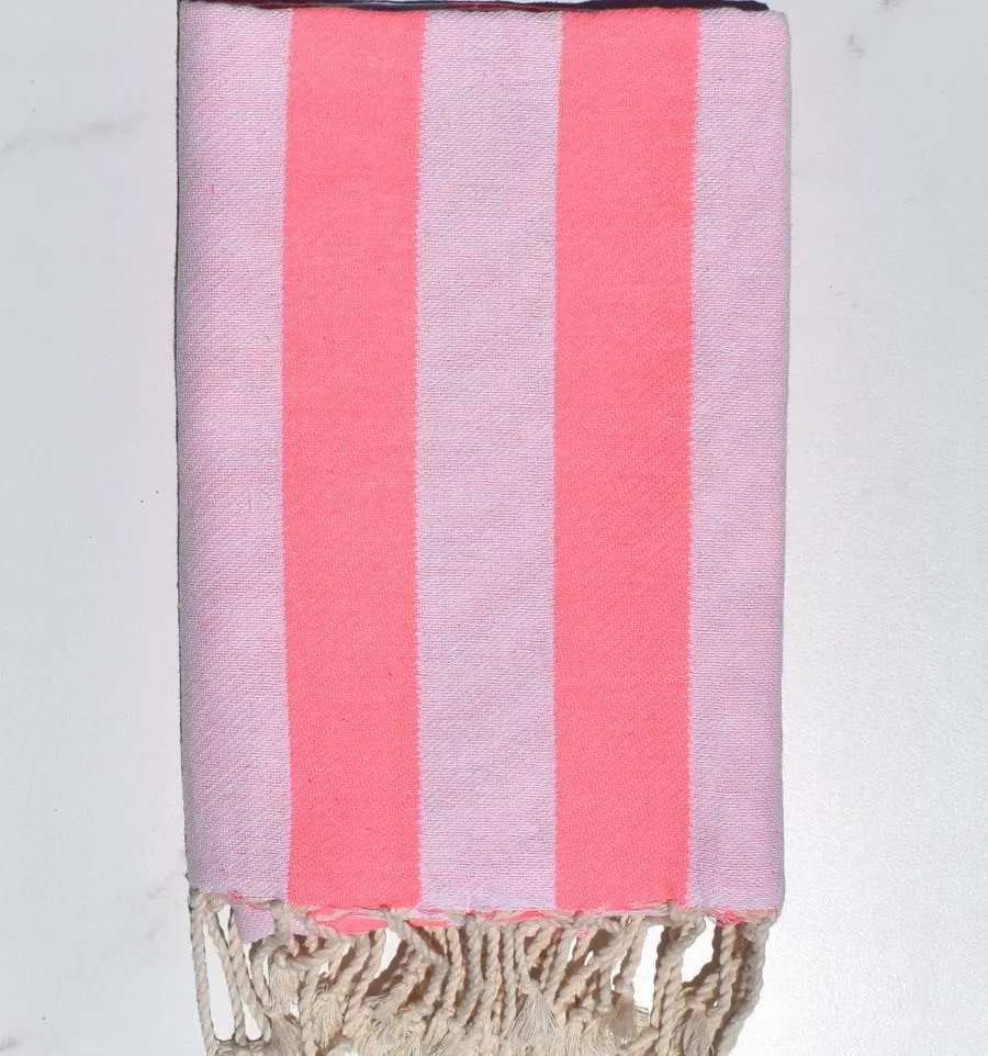Telo Mare Alaska Rosa Fluo - 100x200 cm | Cotone Riciclato Elegante e Vivace