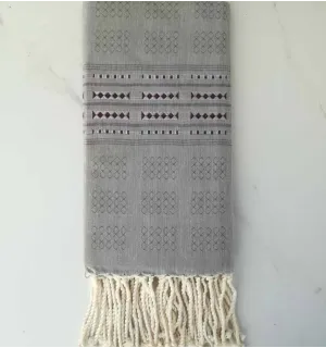 Fouta arabesque rayée rouge 