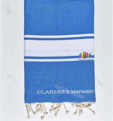  telo mare blu con strisce bianche ricamato e personalizzato per CLARINS